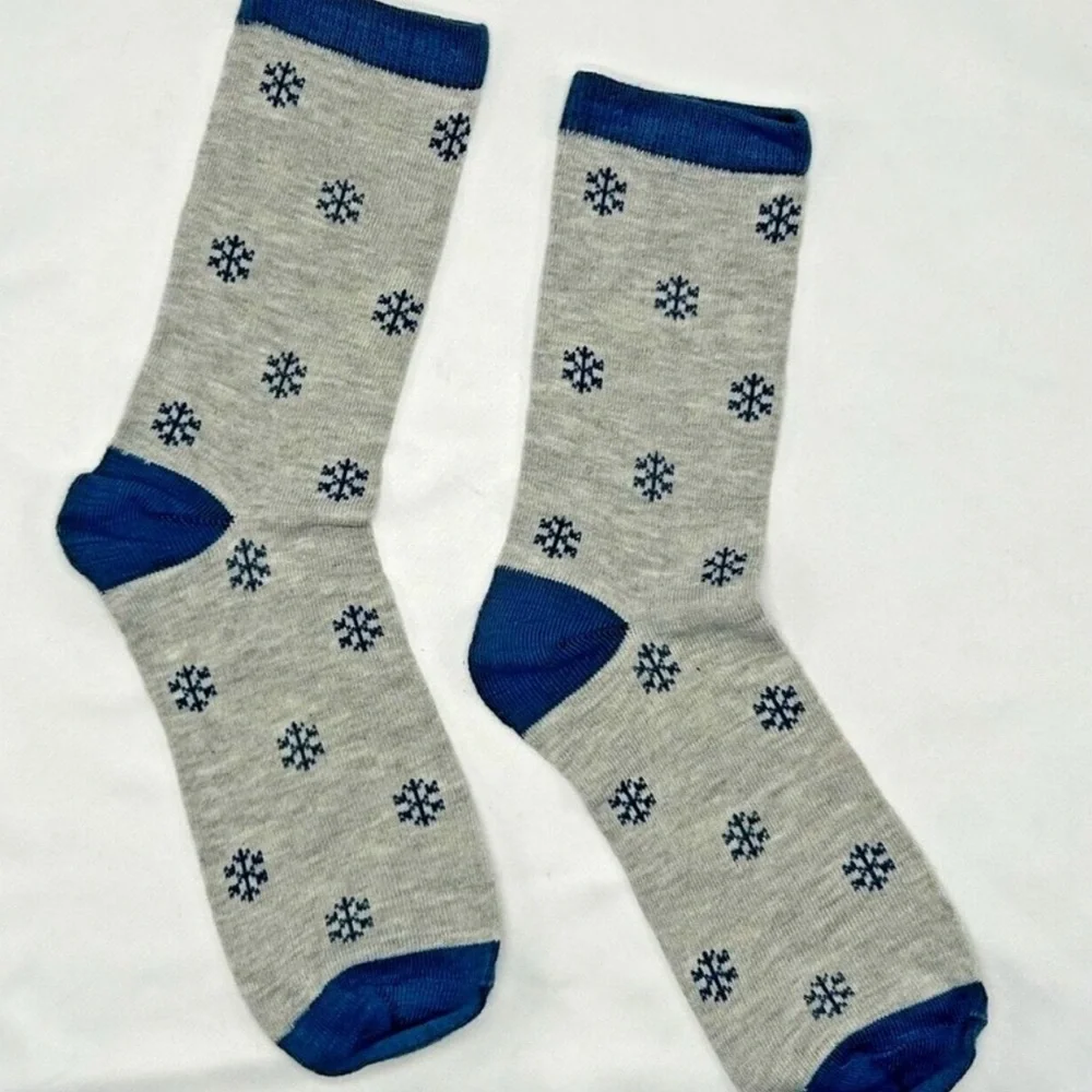 COLORFUL WINTER SOCKS 3 PAIRS